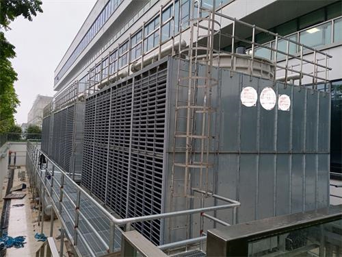 冷卻塔是如何進(jìn)行不停機(jī)中性清洗的,冷卻塔如何選型